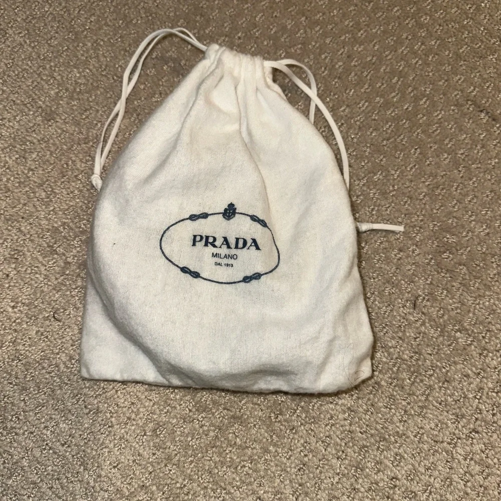 Prada Utility Belt - 100% Authentic - Picture 5 of 5